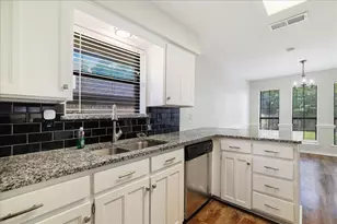 364 La Quinta Circle S, Keller, TX 76248 - Photo 6