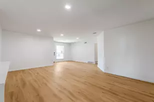 3025 Harvard St N, Irving, TX 75062 - Photo 8