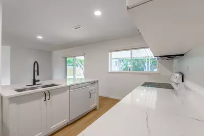 3025 Harvard Street N, Irving, TX 75062 - Photo 18