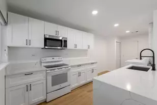 3025 Harvard St N, Irving, TX 75062 - Photo 14