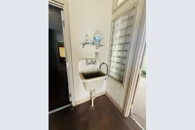 265 SE 1st Street, Paris, TX 75460 - Photo 18
