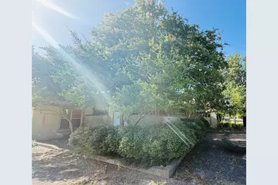 265 SE 1st Street, Paris, TX 75460 - Photo 6