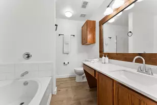 8471 Widgeon Way, Dallas, TX 75249 - Photo 14