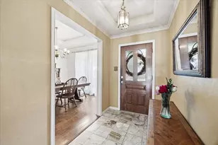 1601 Fairway Cir, Garland, TX 75043 - Photo 6