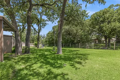 641 S Lamar Street, De Leon, TX 76444 - Photo 20