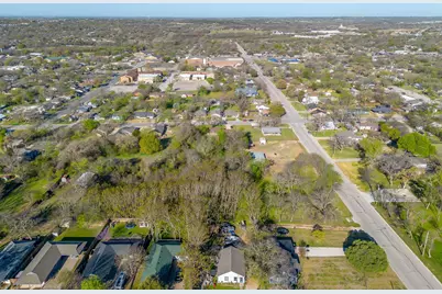 418 E First Street, Weatherford, TX 76086 - Photo 8