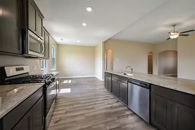 9609 Sierra Grande Drive, Fort Worth, TX 76140 - Photo 10