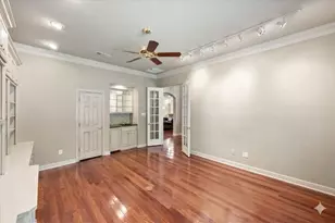 6100 Forest River Dr, Fort Worth, TX 76112 - Photo 8