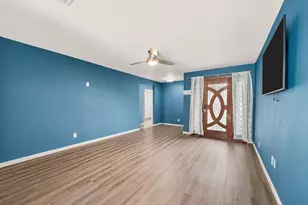 5628 Belfast Ln, North Richland Hills, TX 76180 - Photo 6
