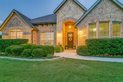 10248 Mustang Wells Drive, Fort Worth, TX 76126 - Photo 2