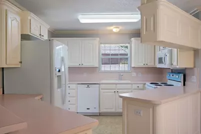 300 Kelli Circle, Sulphur Springs, TX 75482 - Photo 6