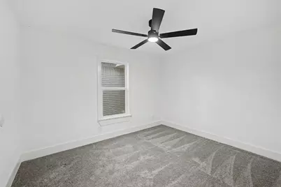 1000 Schieffer Avenue, Fort Worth, TX 76110 - Photo 10