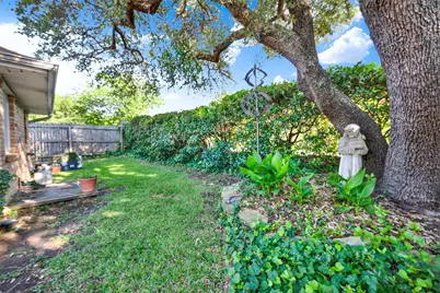 1908 Edgewater Drive, Plano, TX 75075 - Photo 32