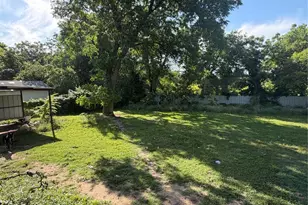 203 E Dallas St, Hutchins, TX 75141 - Photo 14