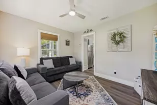 1109 W Hanna St, Denison, TX 75020 - Photo 6