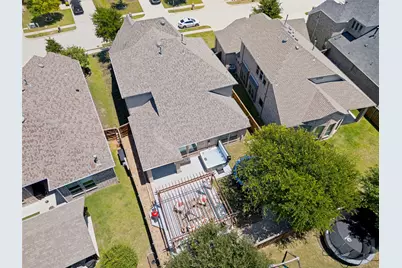 7913 Fossil Creek Trail, McKinney, TX 75071 - Photo 2