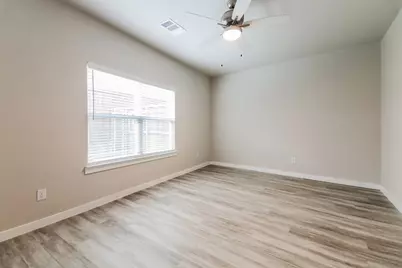 324 Nima Lane, Lewisville, TX 75057 - Photo 10