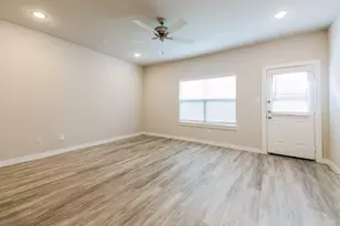 324 Nima Ln, Lewisville, TX 75057 - Photo 6