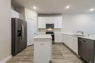 324 Nima Ln, Lewisville, TX 75057 - Photo 8