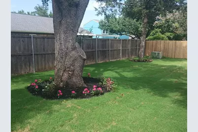 819 Beverly Drive, Grapevine, TX 76051 - Photo 22
