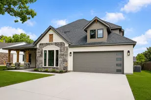 819 Beverly Dr, Grapevine, TX 76051 - Photo 1