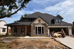 819 Beverly Dr, Grapevine, TX 76051 - Photo 1