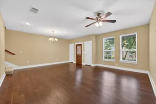 308 Lily Ln, Lewisville, TX 75057 - Photo 10