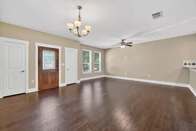 308 Lily Lane, Lewisville, TX 75057 - Photo 8