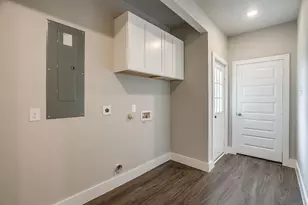 206 W 8th St, Venus, TX 76084 - Photo 22