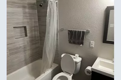 500 W Parkway Street #2, Denton, TX 76201 - Photo 12