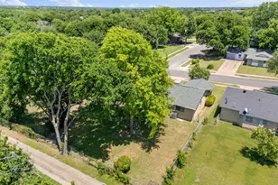 8105 Silverdale Dr, Dallas, TX 75232 - Photo 28