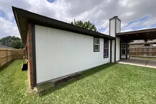 1729 Duster Cir, Arlington, TX 76018 - Photo 40