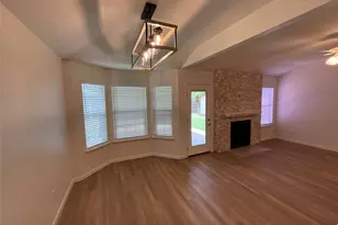 1729 Duster Cir, Arlington, TX 76018 - Photo 12