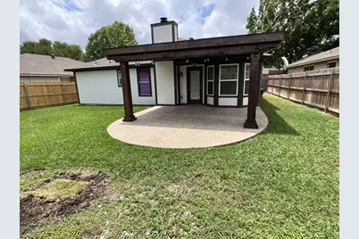 1729 Duster Circle, Arlington, TX 76018 - Photo 32