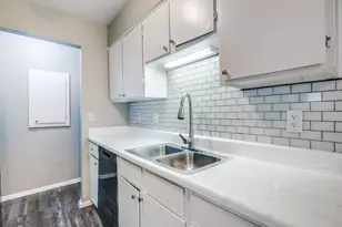 1122 Millview Dr, Arlington, TX 76012 - Photo 6