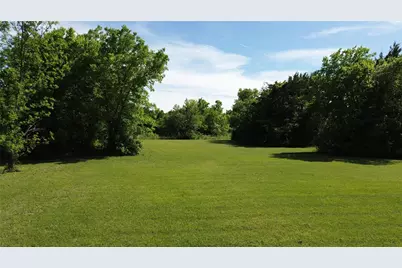700,704,708 Chalk Hill Drive, DeSoto, TX 75115 - Photo 2