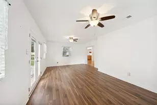 801 Brownstone St, Euless, TX 76039 - Photo 6
