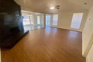 971 N Brookside Dr, Cedar Hill, TX 75104 - Photo 2
