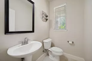 401 Palamedes St, Lewisville, TX 75056 - Photo 6