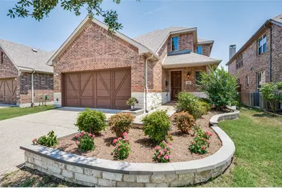 401 Palamedes Street, Lewisville, TX 75056 - Photo 2