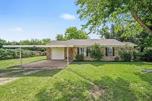 324 Ashwood St, Azle, TX 76020 - Photo 1