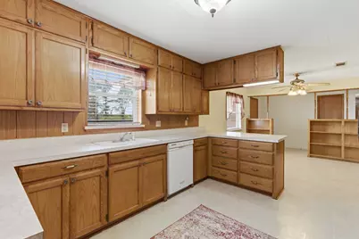 3523 E Highway 199, Springtown, TX 76082 - Photo 16