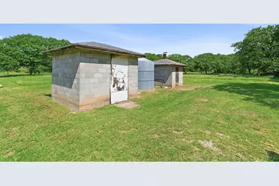 3523 E Highway 199, Springtown, TX 76082 - Photo 28
