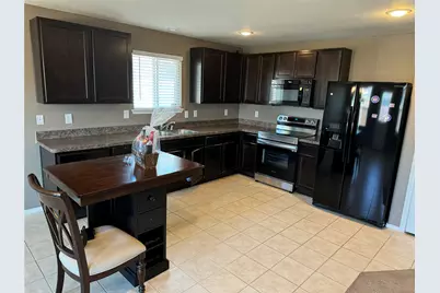 805 Underhill Drive, Arlington, TX 76002 - Photo 22