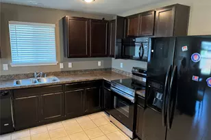 805 Underhill Dr, Arlington, TX 76002 - Photo 10