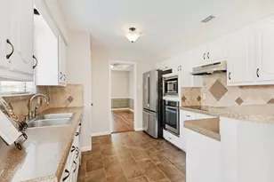 177 Simmons Dr, Coppell, TX 75019 - Photo 8