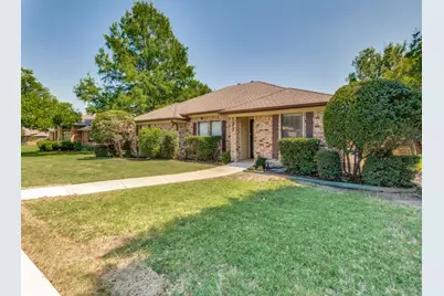 177 Simmons Drive, Coppell, TX 75019 - Photo 2