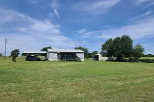 1244 Co Rd 4680, Boyd, TX 76023 - Photo 2
