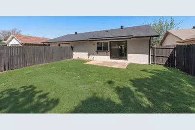 1656 Glenhill Lane, Lewisville, TX 75077 - Photo 20