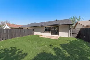 1656 Glenhill Ln, Lewisville, TX 75077 - Photo 20